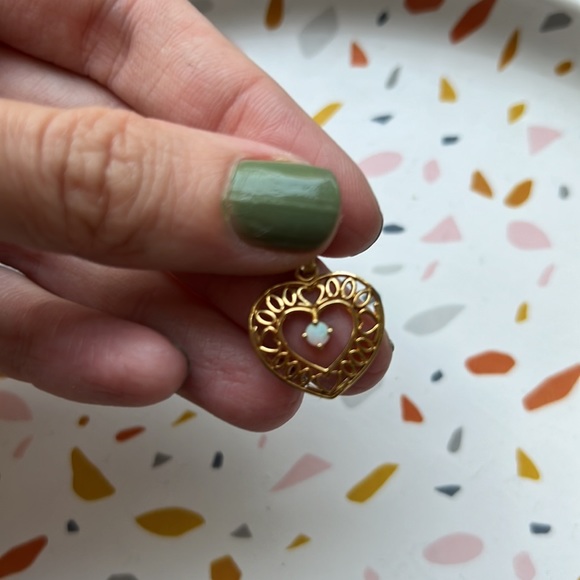 14k gold heart Opal pendant charm - Picture 2 of 4